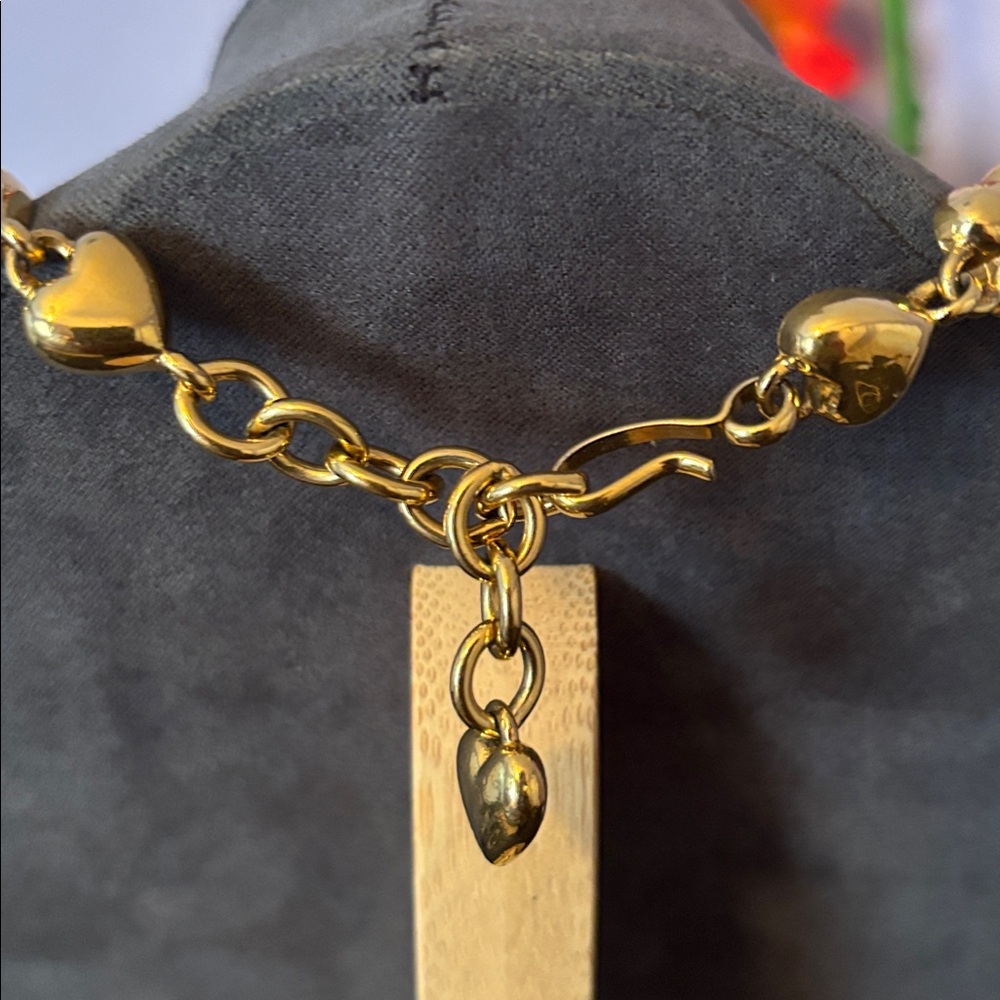 Stunning Vintage Monet Heart Necklace! - Picture 4 of 5